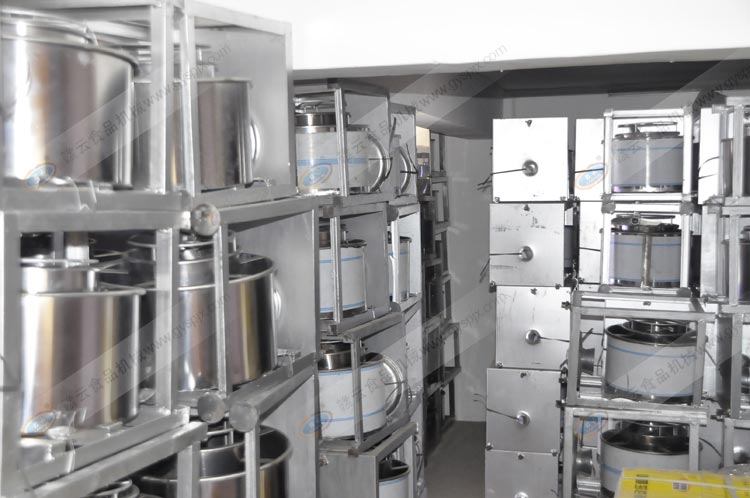 �M��ʳƷ�C(j��)е�S�}(c��ng)��(k��)һ��